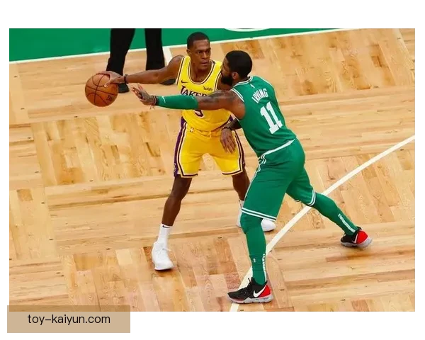 戴维斯传球区域分析揭示其在场上的关键影响力与战术价值